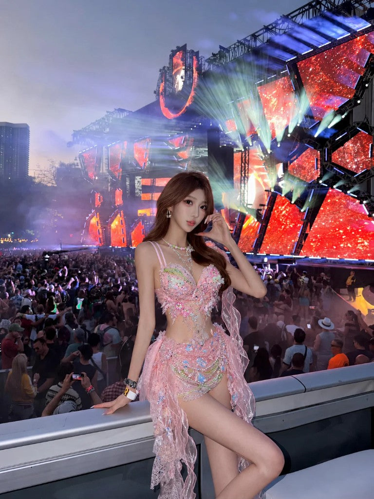 MAIN STAGE